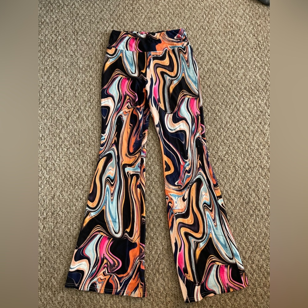Design Flare Pants